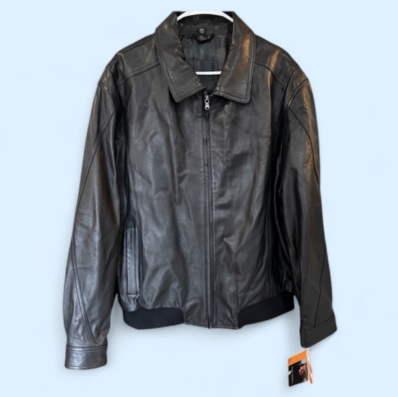 Robert Comstock Other - Robert Comstock Luxury Men's Classic Black Leather Bomber Jacket‎